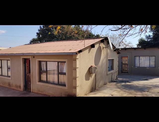 0 BEDROOM HOUSE FOR SALE IN GA-RANKUWA ZONE 3